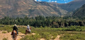horse-riding-cusco